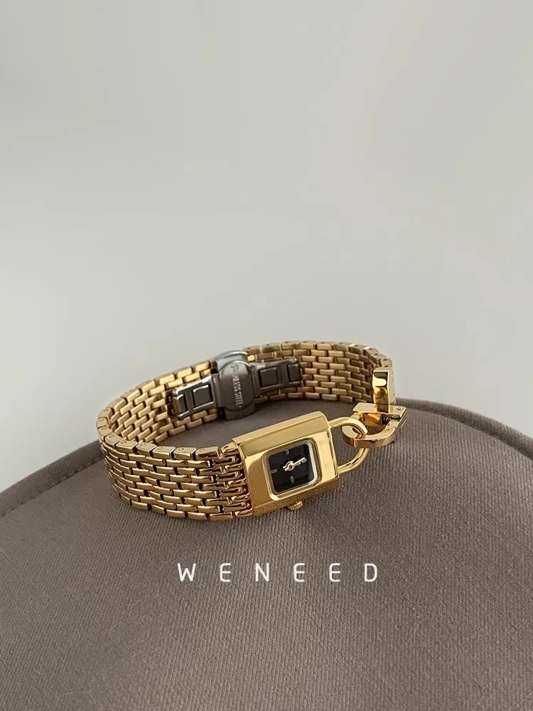 1900 легкие роскошные женские часы новый индивидуальный дизайн маленький