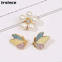 simple mini pearl brooch gold color butterfly brooch high grade metal pin badge for woman jewelry accessories