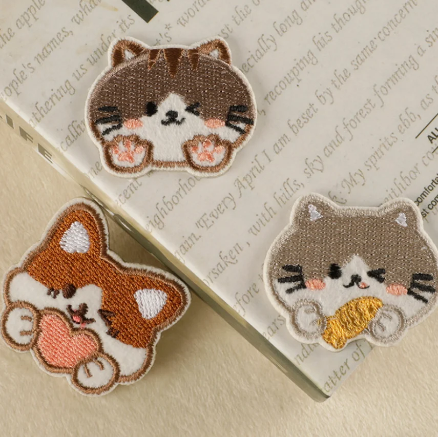 10 шт. патчи с вышивкой в виде кошек