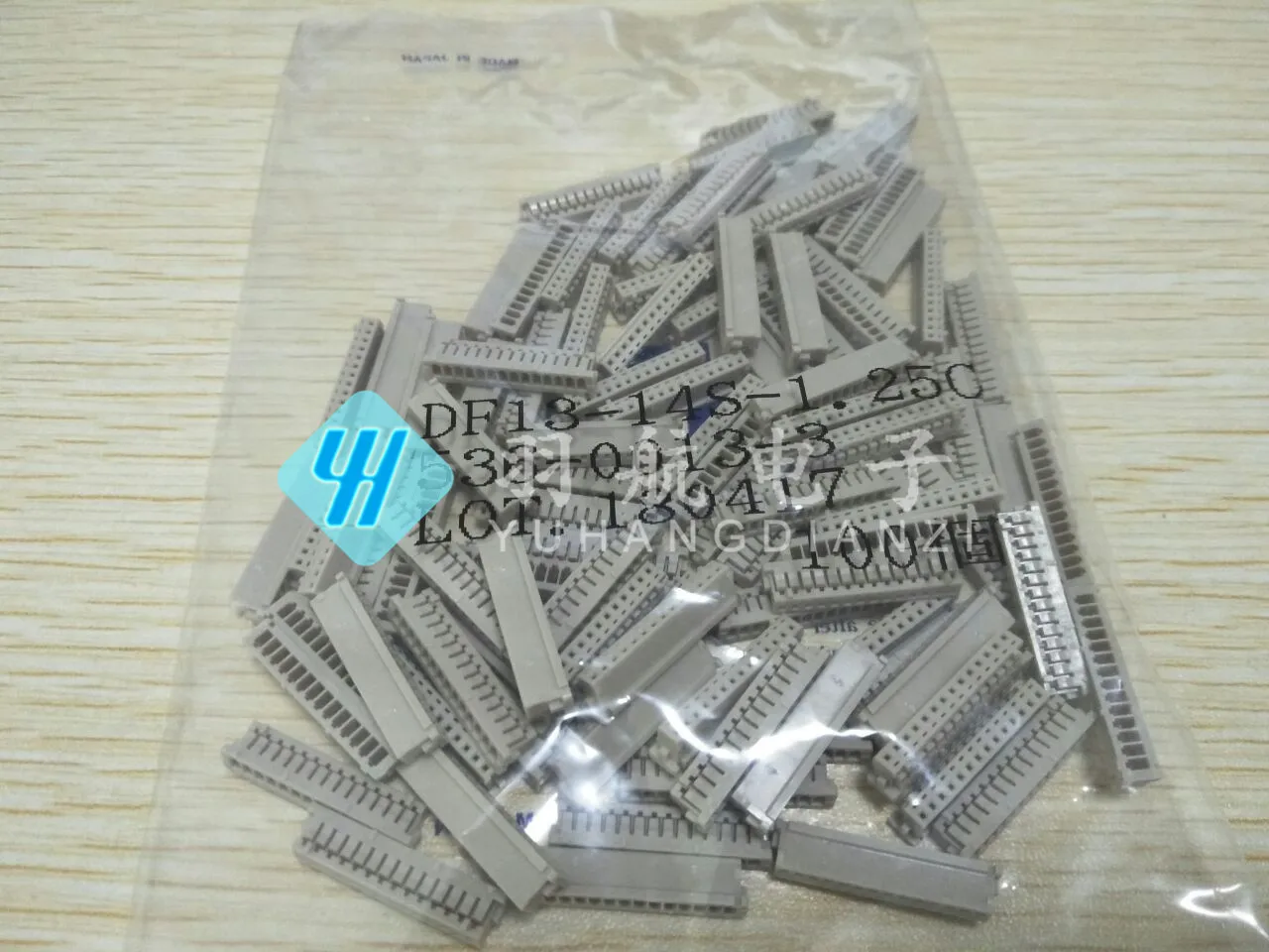 30 шт. оригинальный новый разъем Стандартный Однорядный резиновый корпус 14P