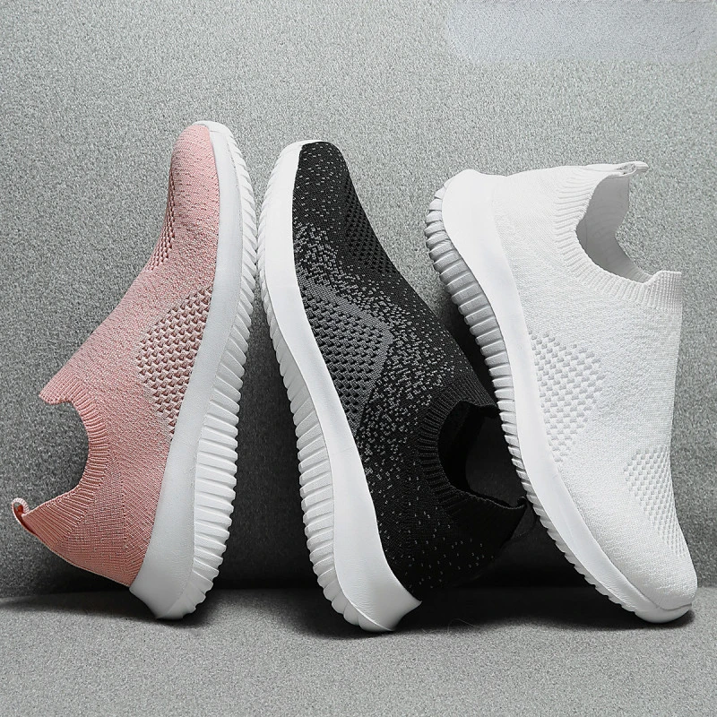 Summer walking shoes women's lightweight tennis shoes breathable loafers socks shoes slip-on sports running shoes youth non-slip