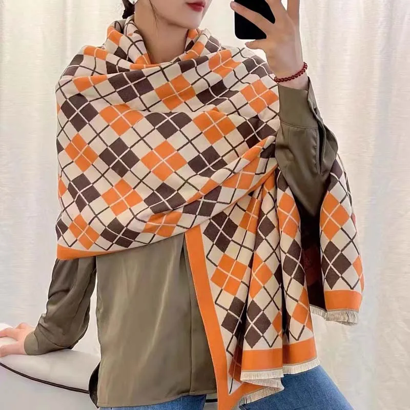 

Versatile Fashion Cashmere Scarf Dynamic Contrasting Colors Plaid Shawl Long Thick Soft Warm Neckerchief Fall Winter Women Gift