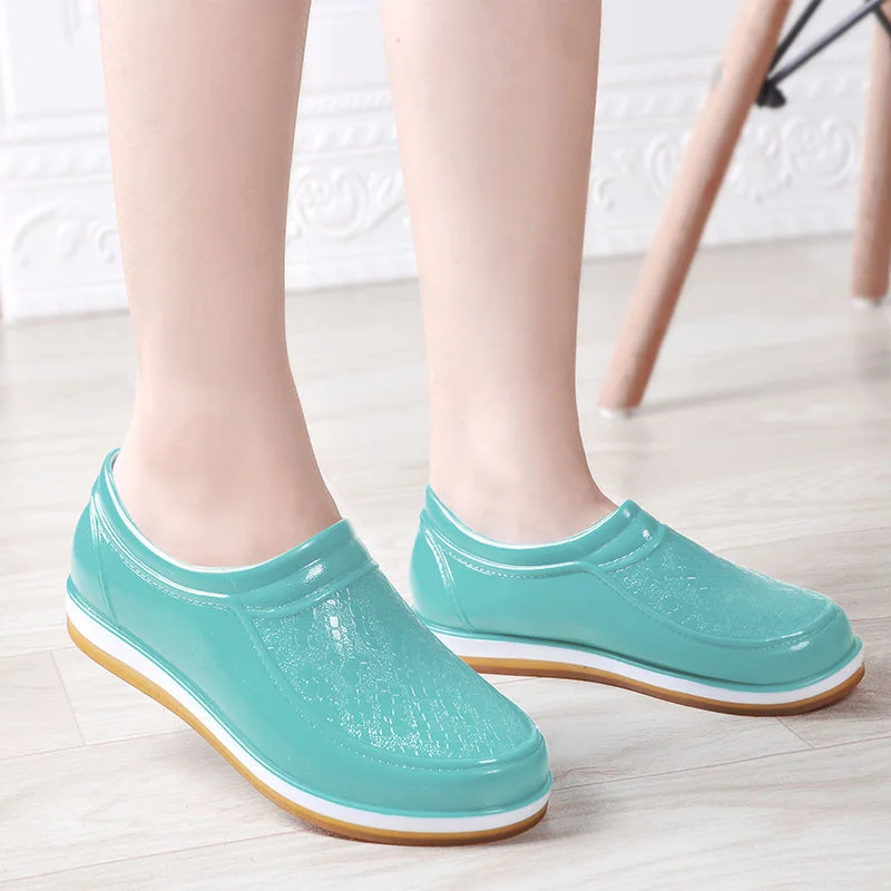 

Нескользящие износостойкие низкие резиновые сапоги для женщин плюс бархатная хлопковая водонепроницаемая обувь для взрослых сохраняют те...