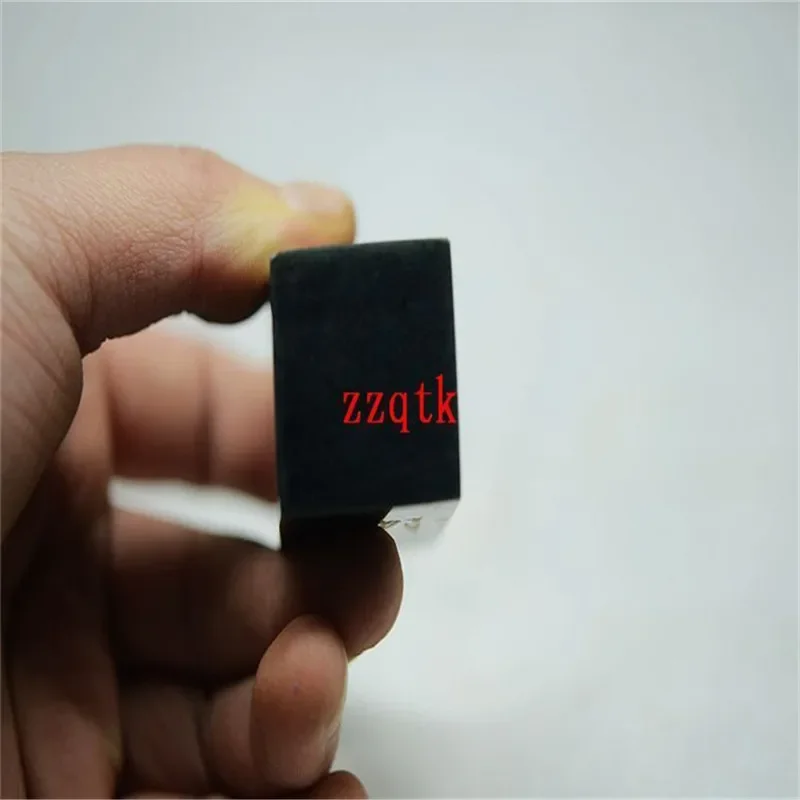 Изысканная китайская натуральная статуя из нефрита и Тянь Юй ручной работы с