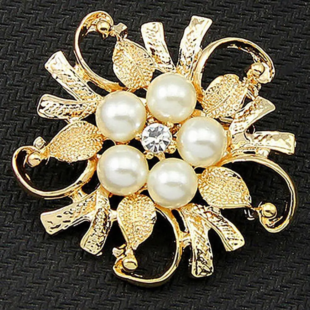 

New Fashion Imitation Pearl Rhinestone Crystal Flower Brooches for Women Wedding Bridal Party Round Bouquet Brooch Pin