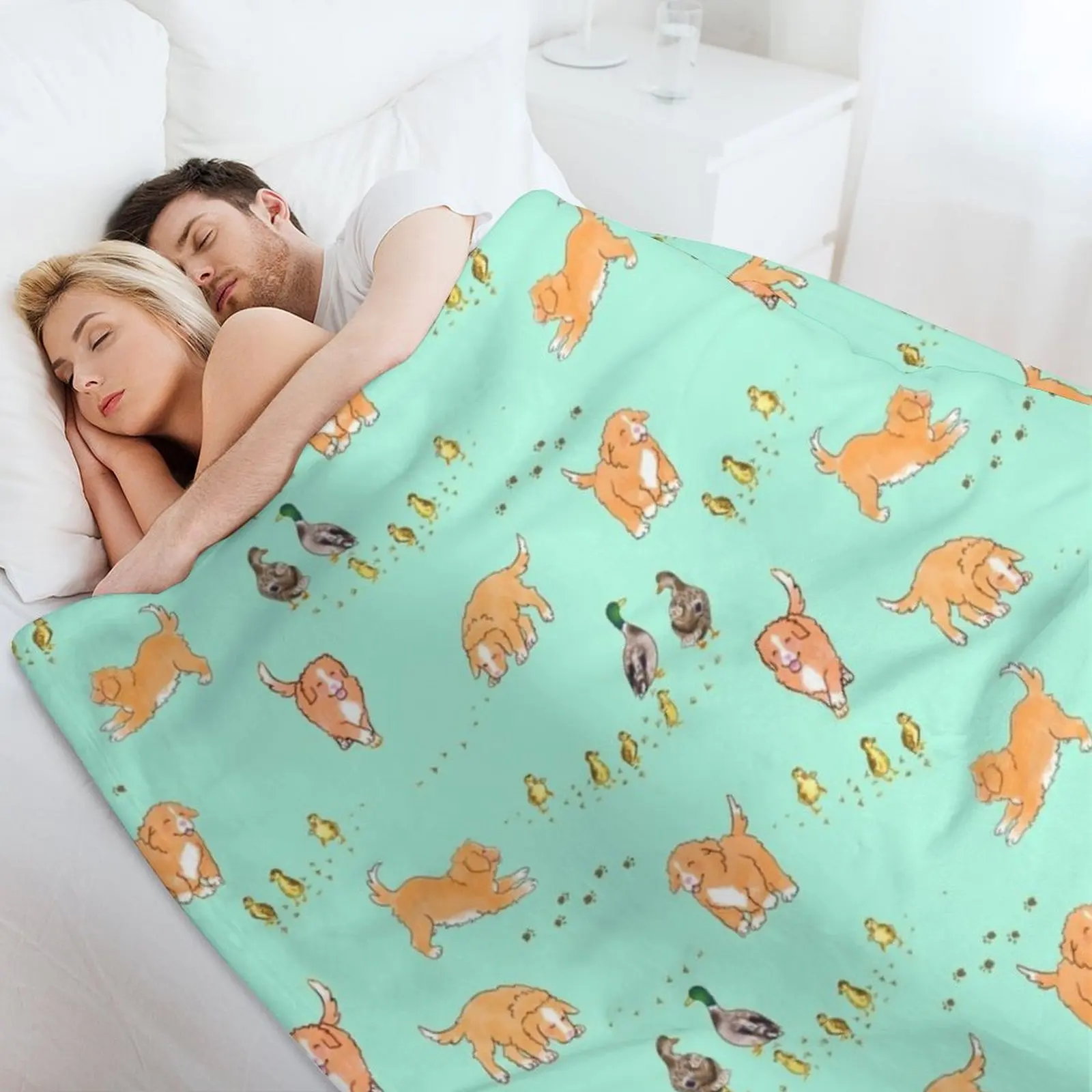 Толлер щенки и утки - мятное одеяло гигантский диван одеяла для дивана
