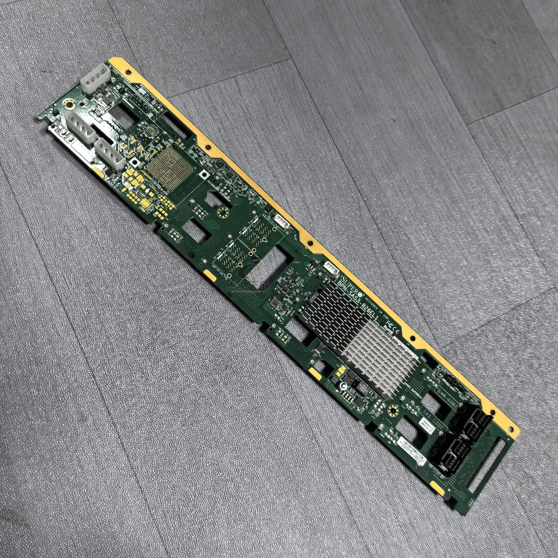 Для Supermicro BPN-SAS3-826EL1 12 ГБ серверная объединительная плата жесткого диска 12-битный 3