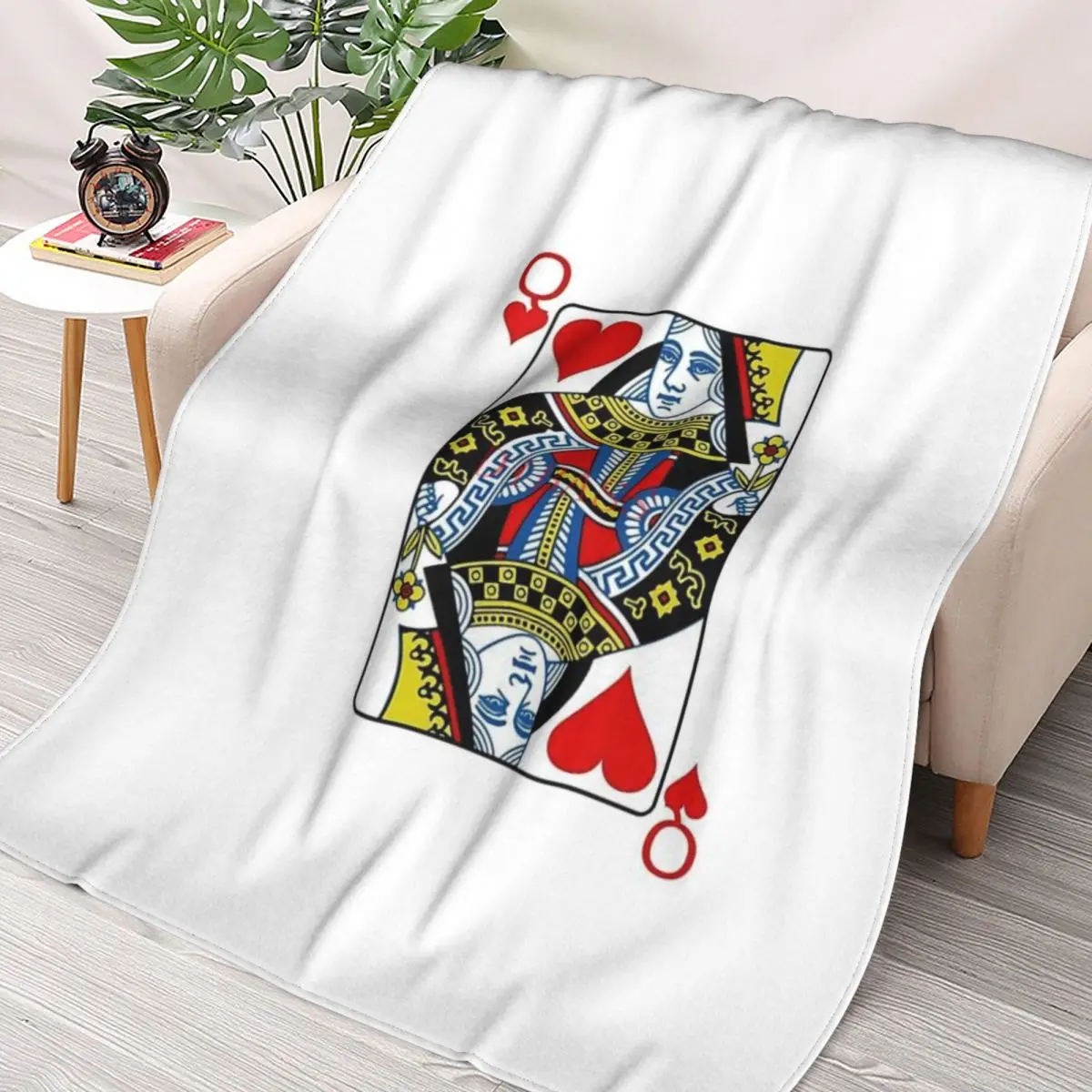 

Фланелевое Одеяло с 3D принтом "Queen Of Hearts"