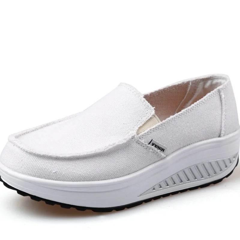 Spring Women Canvas Shoes Platform Slip On Loafers Shoes Woman Flats Walking Sneakers Women Swing Casual Shoes