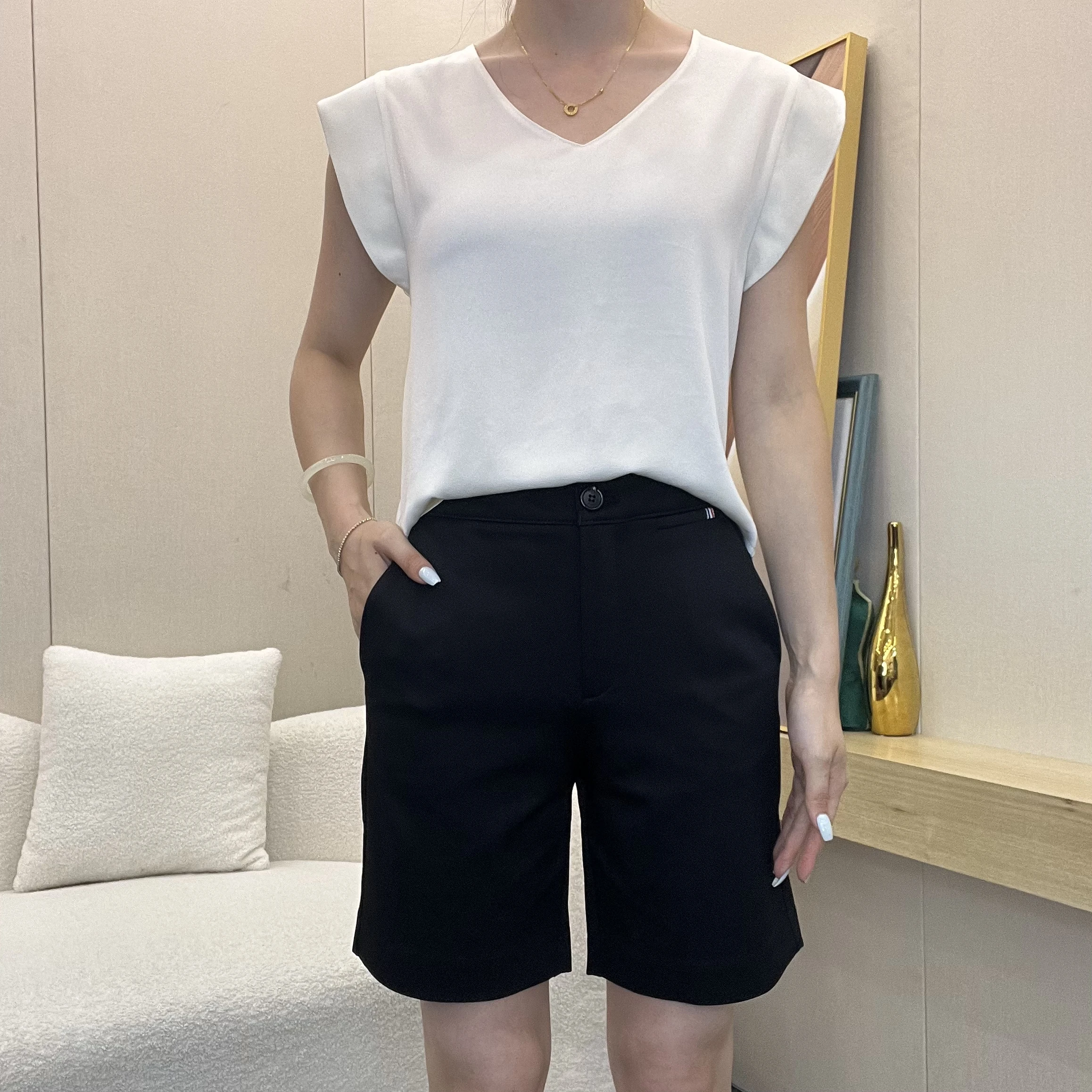 

Single Buckle Web Trim White Women's Shorts Y2k Woman Clothing Summer Outfits for Women 2023 Pants Traf Black Short