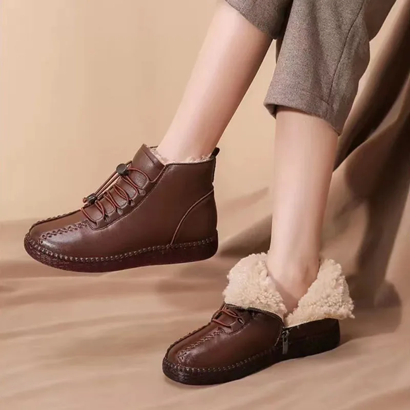 

Модные женские зимние ботинки из искусственной кожи 2023, зимняя сохраняющая тепло, плюшевая обувь для мам, обувь на плоской подошве и нескользящей хлопковой подкладке