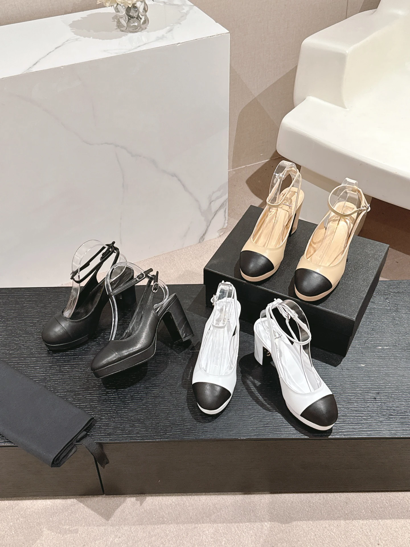 Массивные босоножки на очень высоком каблуке 9 см материал из овечьей кожи с