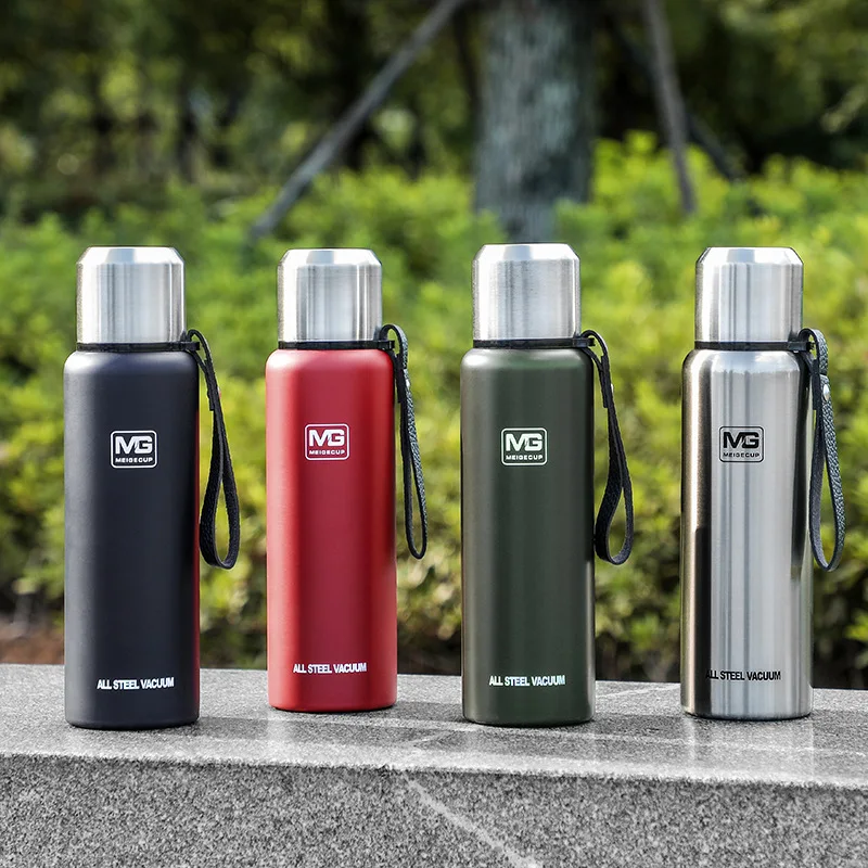 

12-24 hours Large Capacity Stainless Steel Thermos Portable Vacuum Flask Insulated Tumbler with cup Rope water Bottle 500~1500ml