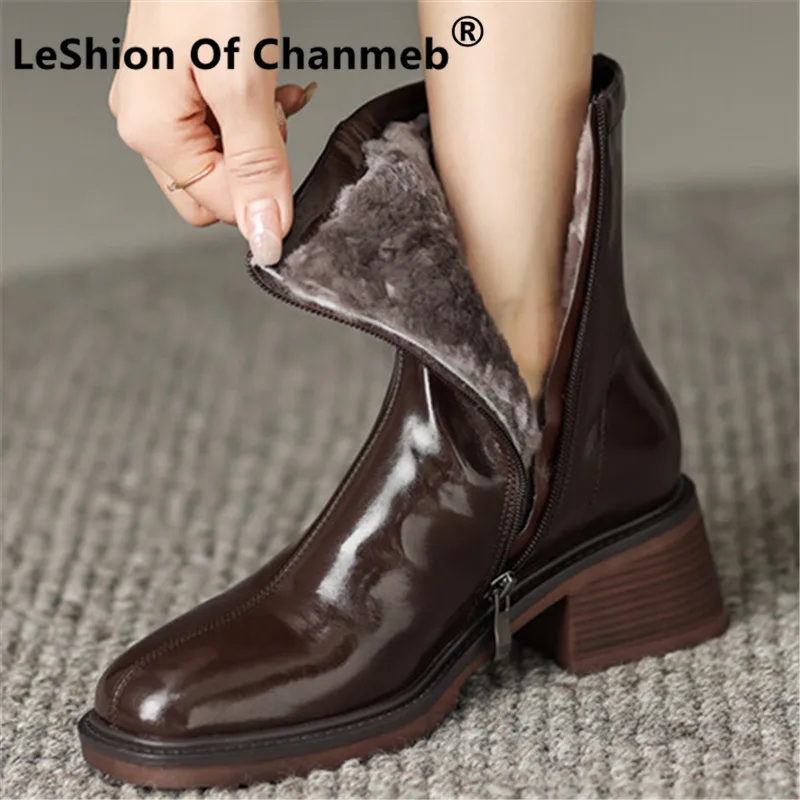 

LeShion Of Chanmeb Women Genuine Leather Boots Warm Sheep Wool Fur Inside Snow Boots Lady Thick High Heel Square Toe Shoe Winter
