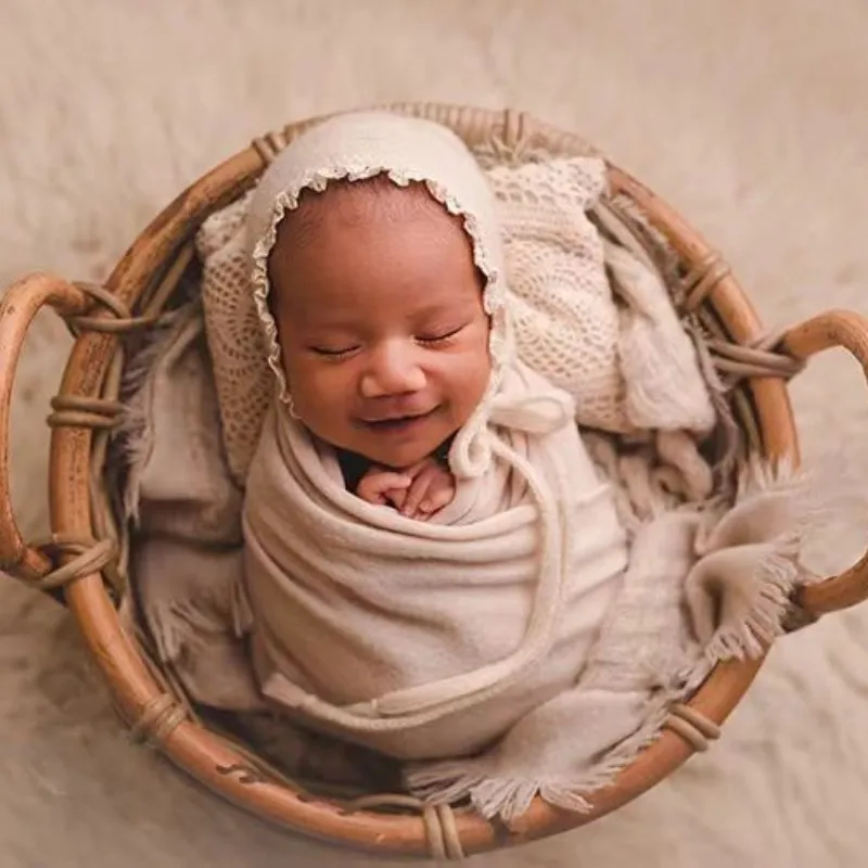 Детская шапка в комплекте трикотажная эластичная для новорожденных