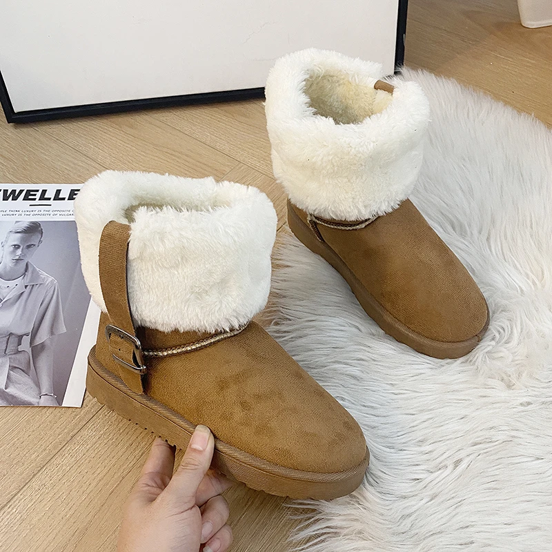 

Женские теплые ботинки с пряжкой и круглым носком, на плоской подошве