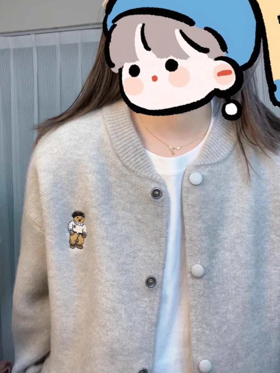 Мягкий клейкий свитер с вышивкой медведя верхняя одежда для женщин новинка 2024