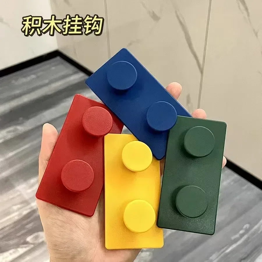 

Практичные универсальные крючки из ПЭ