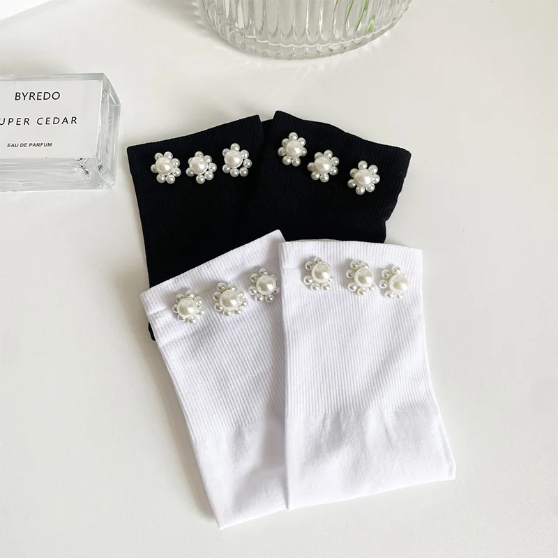 

Japanese Woman Clothes Middle Tube Kawaii JK Socks Women's Three Dimensional Beading Harajuku Solid Color Black and White Socks
