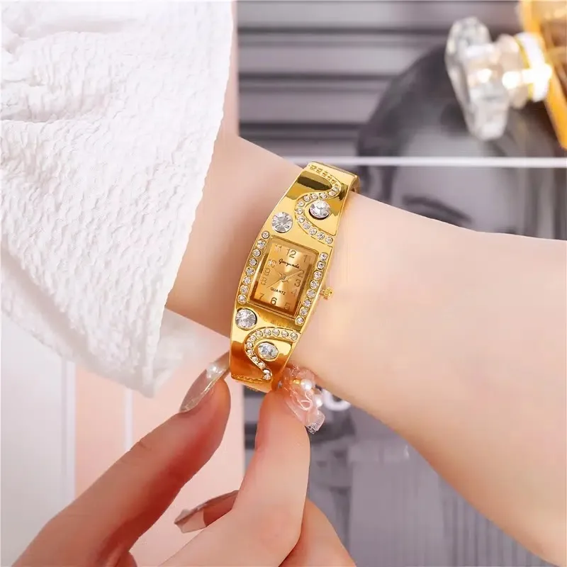 Rhinestone Golden Bracelet Quartz Watch Fancy Women Watches Jewelry Sophisticated And Stylish Women Watch enlarge