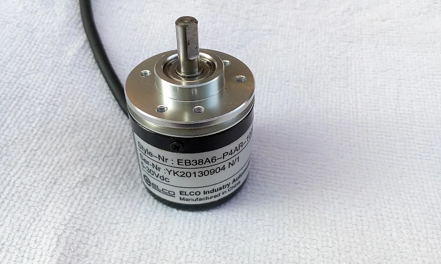 

BRAND NEW ORIGINAL ENCODER EC40A6-L5AR-1000