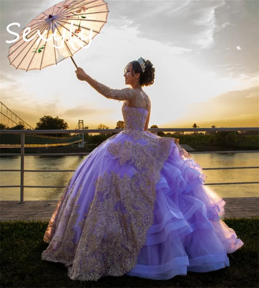 

Роскошные платья Charro Quinceanera 2023 сиреневые пушистые золотые кружевные платья 15 лет Princecss платья для дня рождения с длинным рукавом