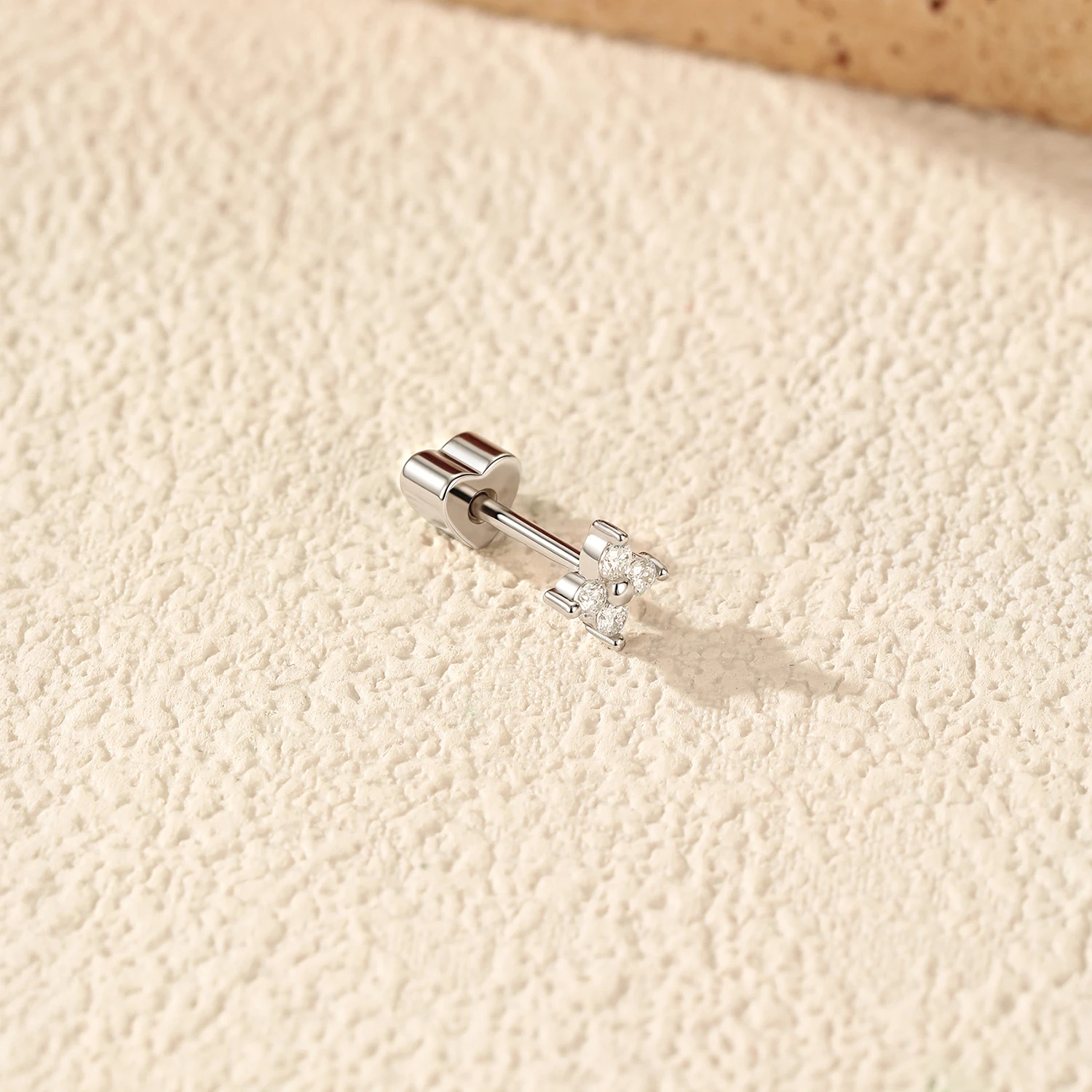 Серьги-гвоздики MODIAN D Color Moissanite из стерлингового серебра 925 пробы в форме сердца, штабелируемые, унисекс, для женщин, ювелирные изделия (art.: 3920d996c48e0) - 3920d996c48e0