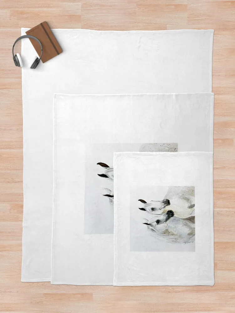 Красивое серое одеяло с лошадьми мягкое плед постельное белье термоодеяла