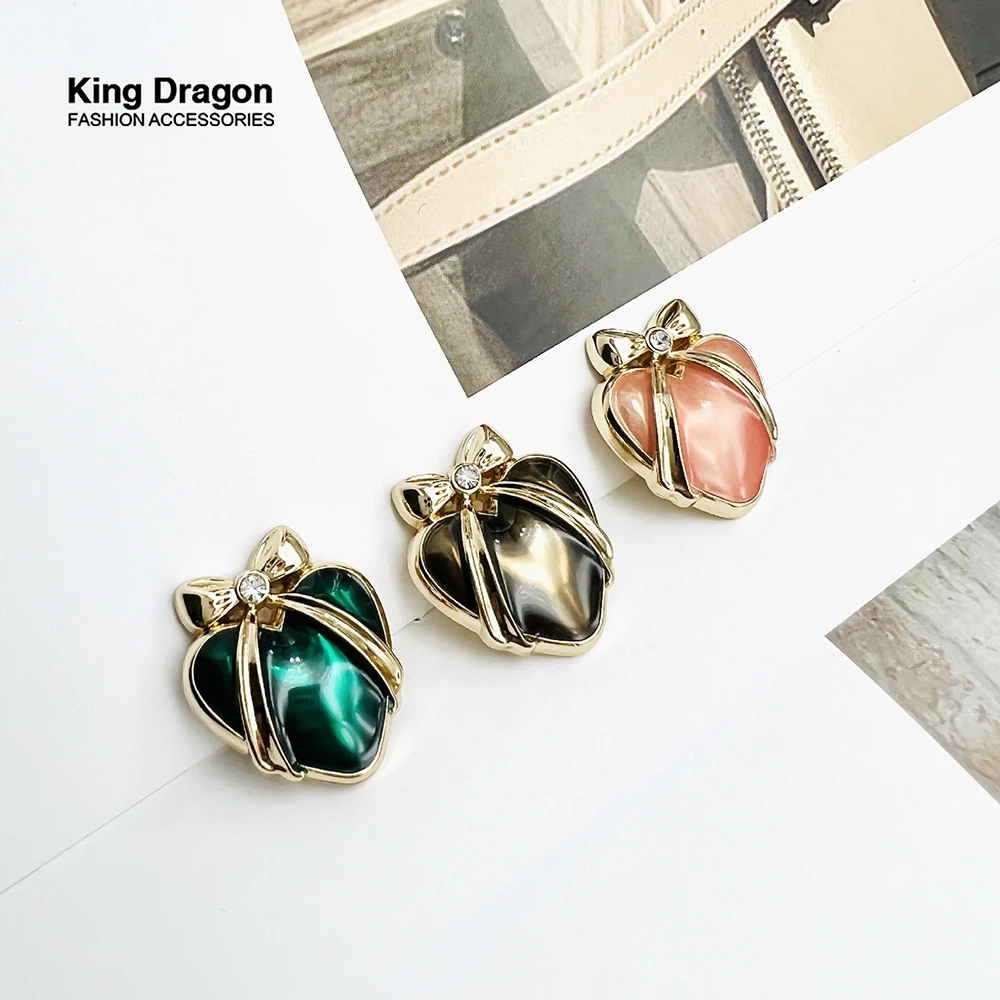 

New Arrival 6PCS Rhinestone Decor Gold Heart Bow Metal Buttons For Clothes Coat Cardigan Sweater 20MM KD991