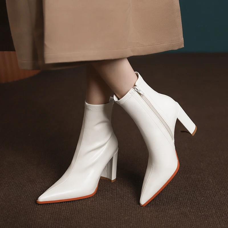 

Autumn and winter Women ankle boots natural leather 22-24.5cm patent leather stretch boots Pigskin insoles Side Zip modern Boots