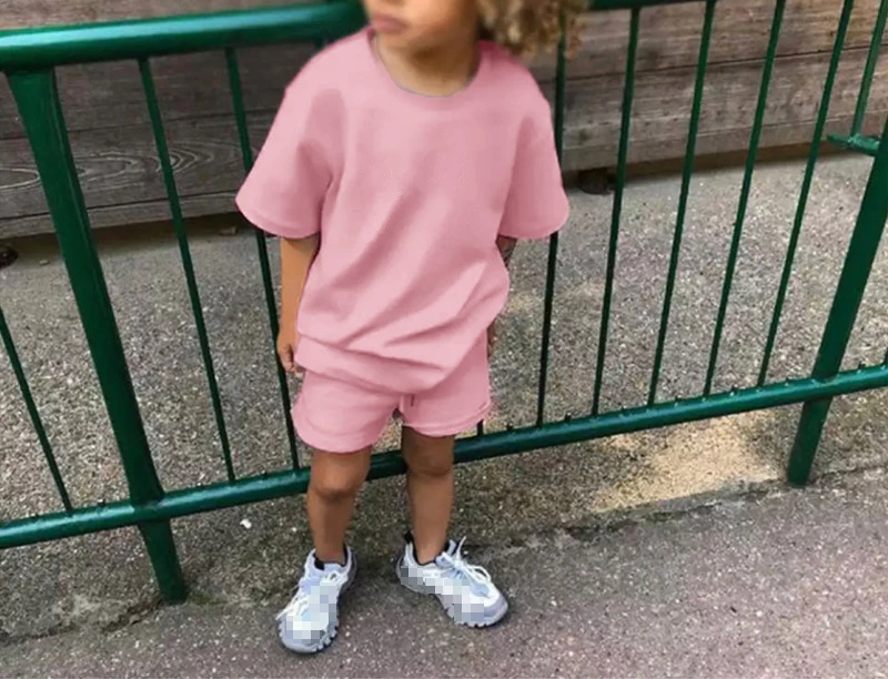 

2022 Summer New Boys And Girls Suits Fashion Casual Solid Color Short-Sleeved T-Shirt And Shorts Two-Piece Set