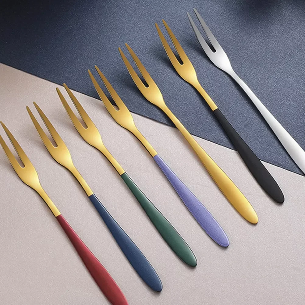 

2022New Stainless Steel Fruit Fork Cutlery Set Luxury Gold Two-tine Fork Cake Dessert Forks Mini Fork Used For Party Snail Fork