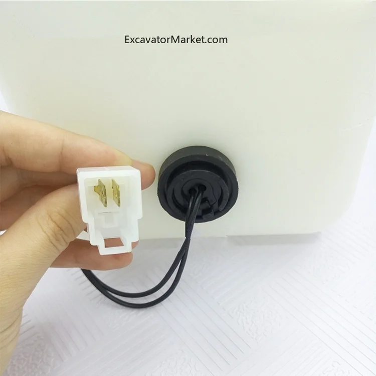 Для KATO HD820 CATERPILLAR CAT312/320B/C/D HITACHI ZX200-3 SUMITOMO 200A1A2 аксессуары для водяного бака