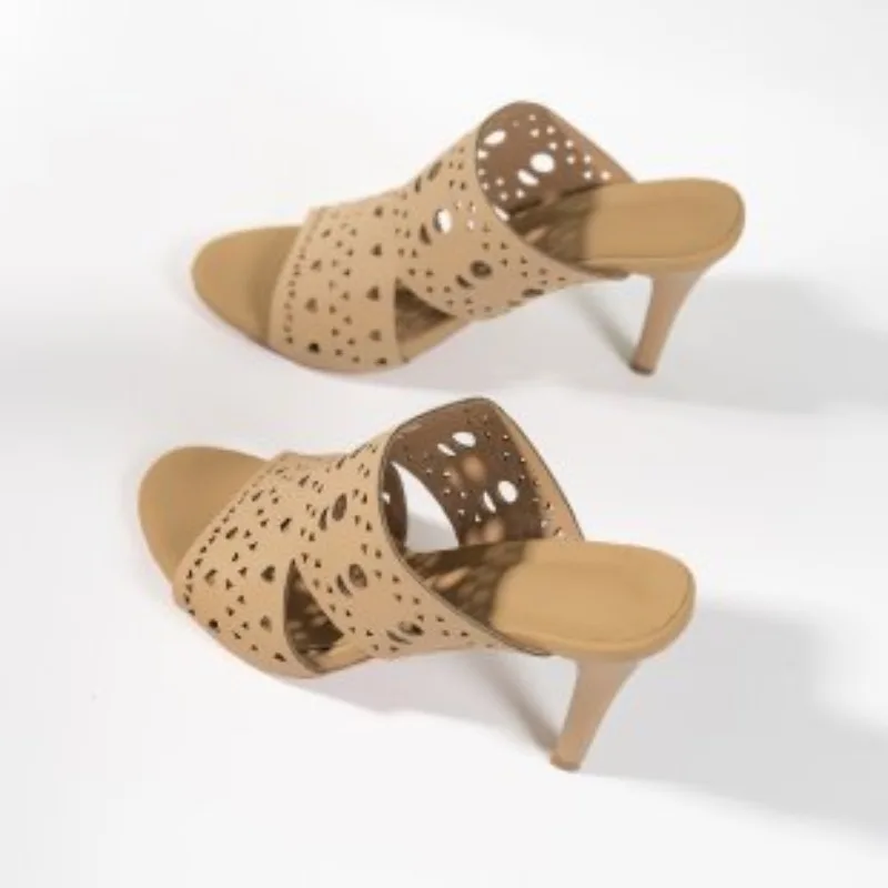 Женские летние туфли на шпильке дышащие с круглым носком открытым высоком