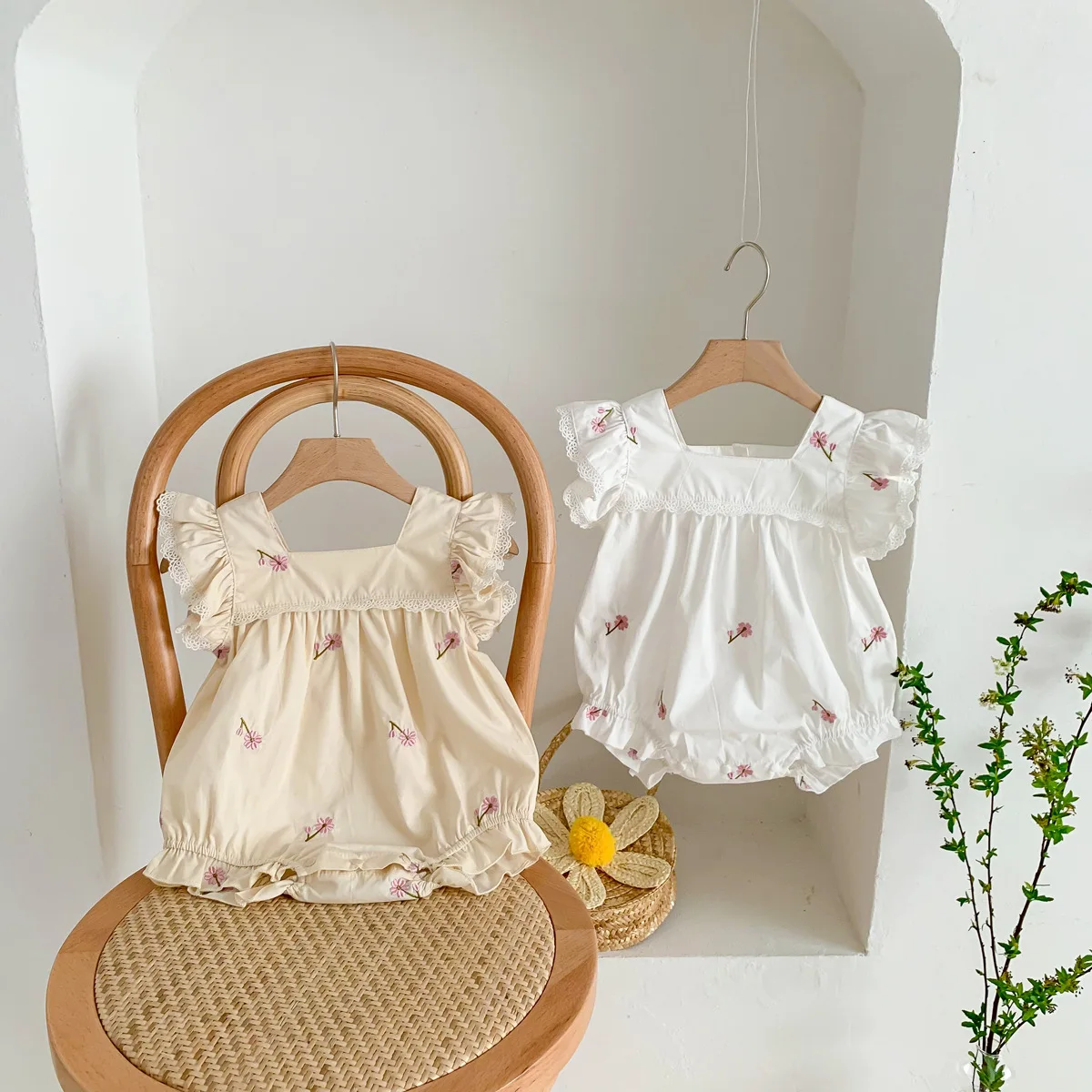 

2023 Newborn Baby Clothes Flower Embroidery Girls One Piece Newborn Clothing