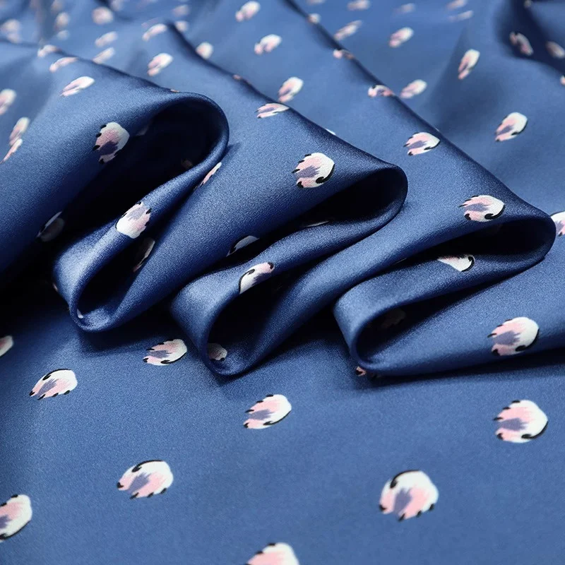 50х70 (1) с кнопкой. плащевая ткань с принтом. рис злаковое растение. рисовый шелк. ткани шелковые (мельничный газ) n 19-25.