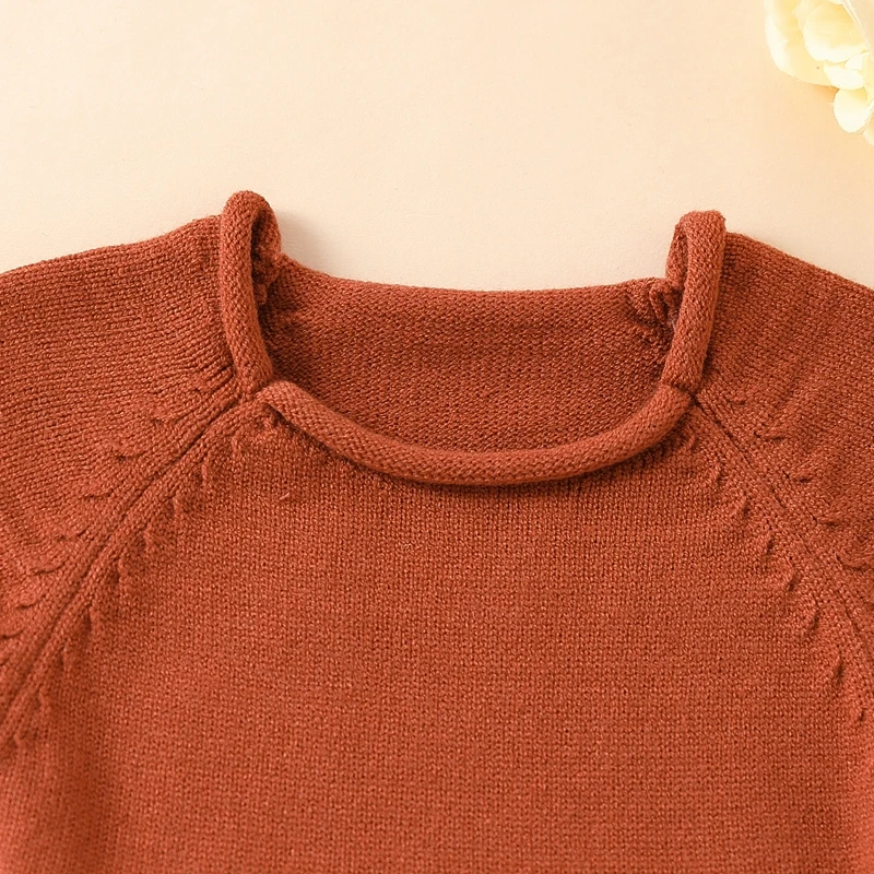 Летнее трикотажное платье-комбинезон с коротким рукавом и круглым вырезом