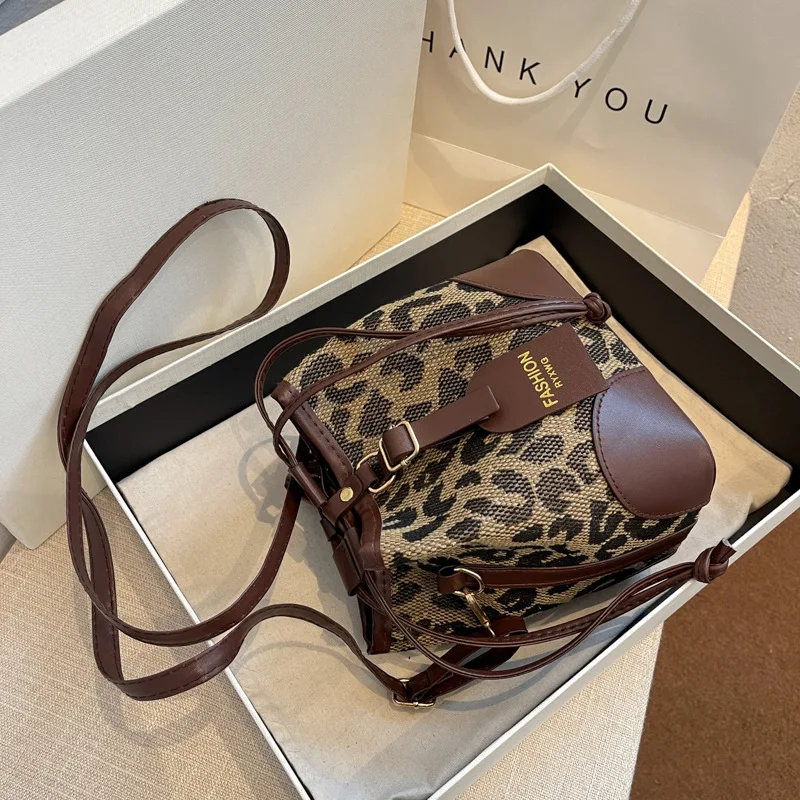 

Leopard Small PU Leather Women Bucket Crossbody Bags 2023 Fall Designer Shoulder Bag Luxury Brand Ladies Handbag Lady Trend Tote