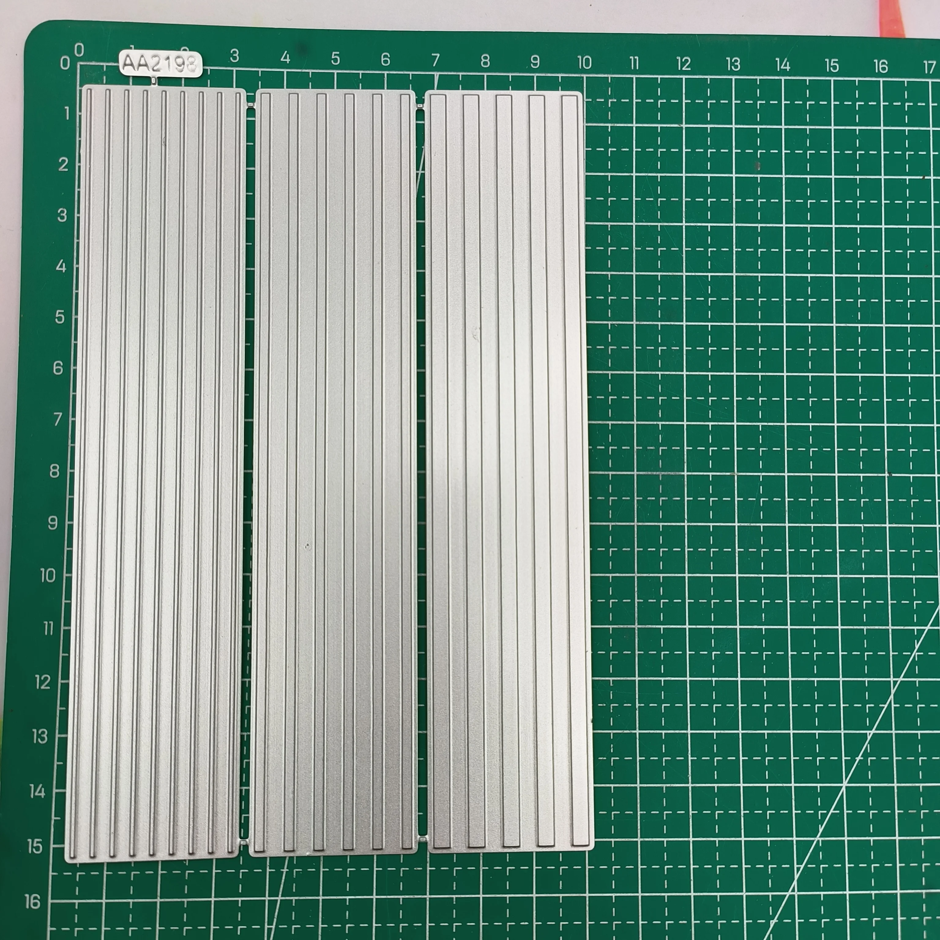 

Современные полосы Мерцающая Горячая фольга фотоэлемент Декор трафарет тиснение шаблон Сделай Сам поздравительная открытка ручной работы