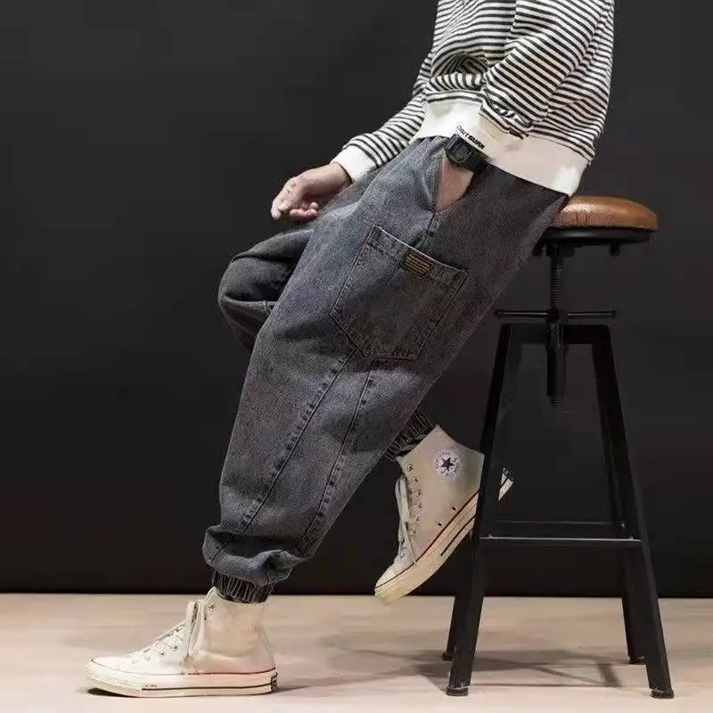 Джинсы мужские