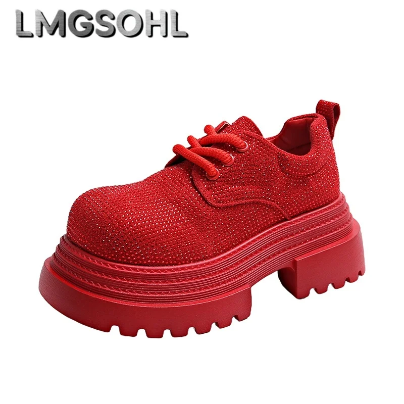 Женская обувь на плоской подошве с кристаллами новинка 2025 роскошные лоферы