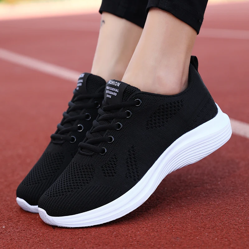 Sneakers Women Casual Shoes Sports Shoes Ultra Light and Comfortable Sports Shoes Flying Woven Tennis Women's Flat Bottom