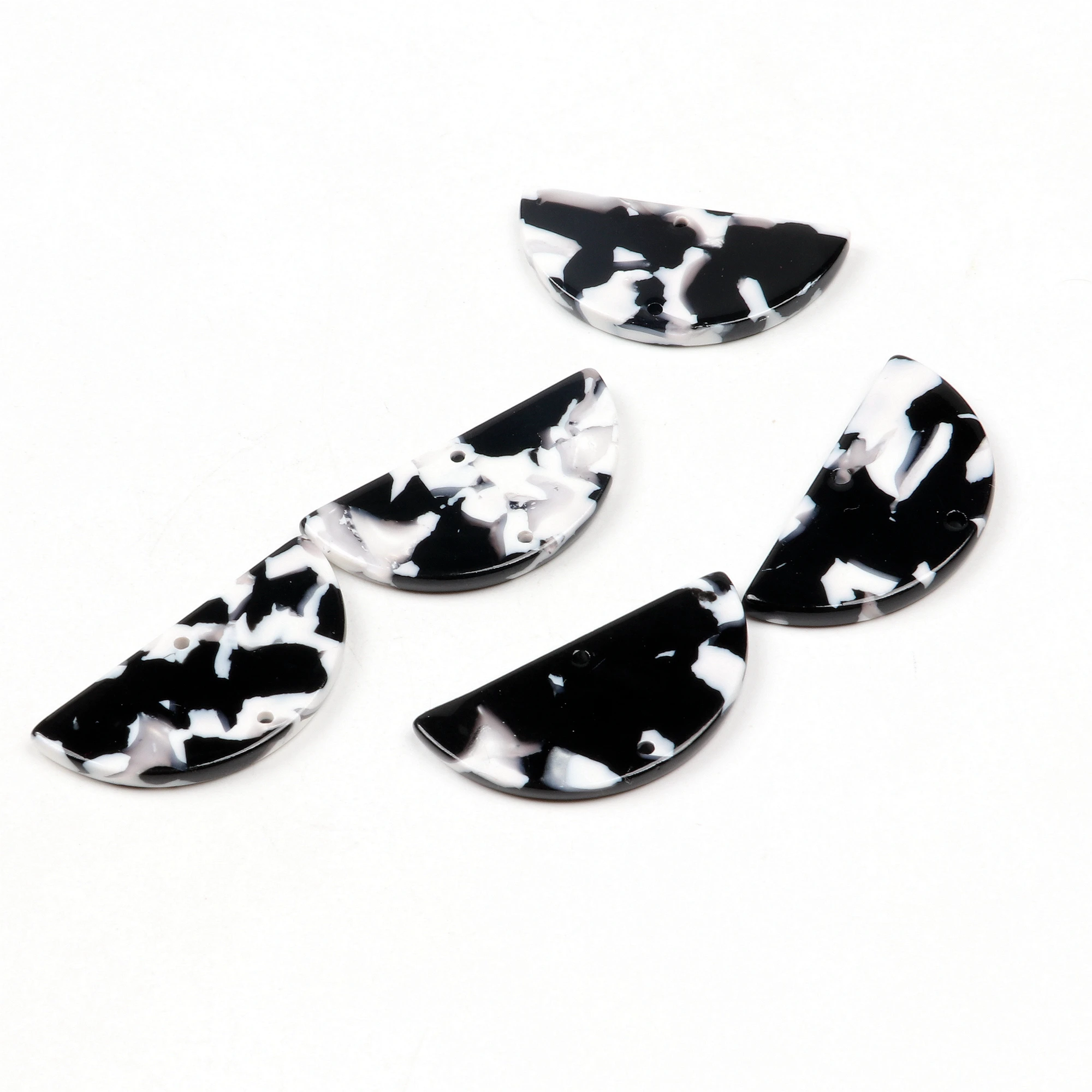 Черепаховая раковина акриловые бусины из ацетата полуподвески с леопардом