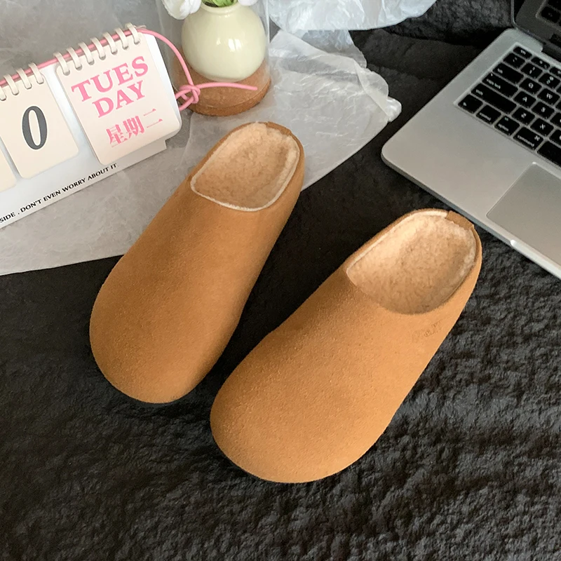 Обувь Зимние женские тапочки Меховые шлепанцы Pantofle Slides Cover Toe Плюшевые туфли на