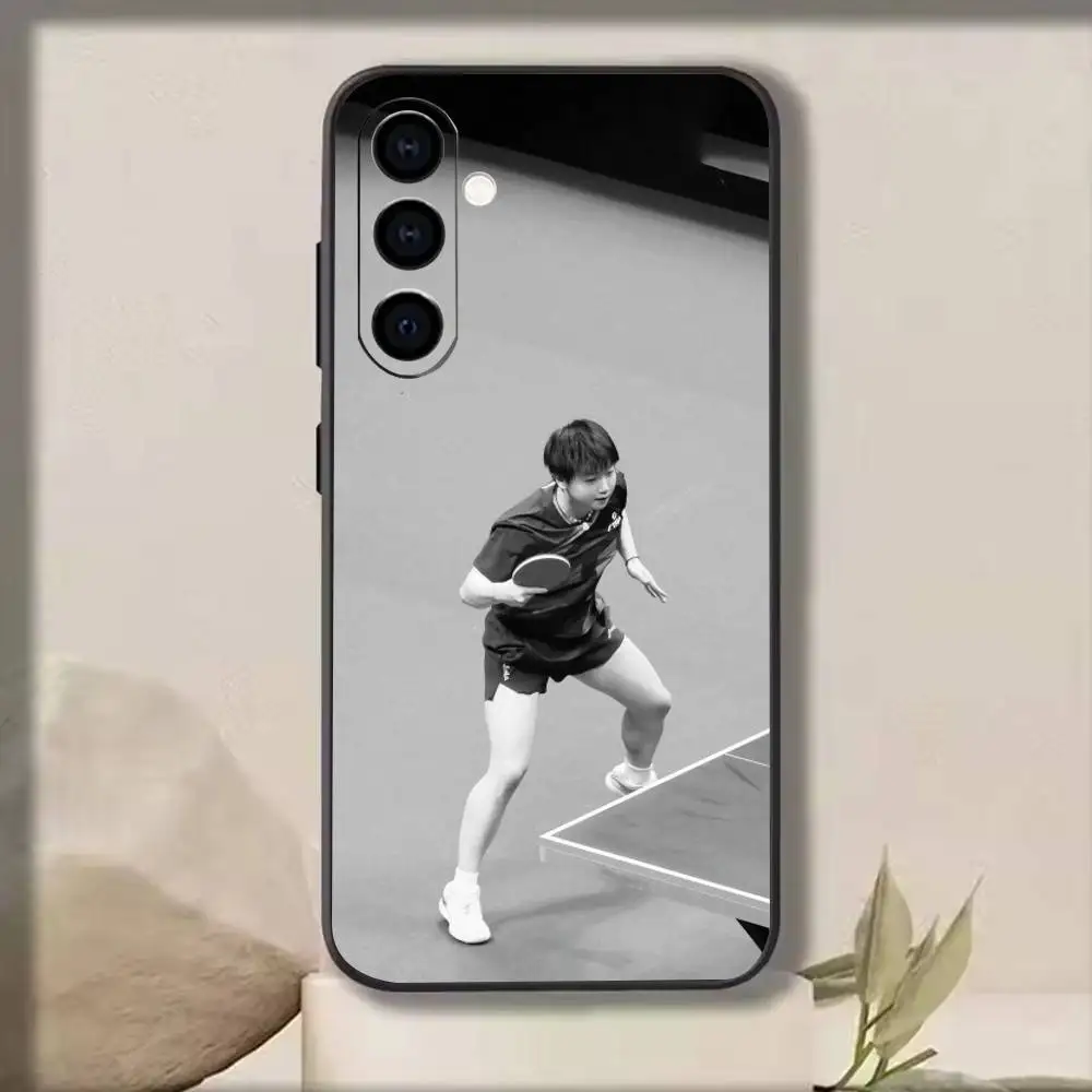 Фото Чехол для телефона Sun Yingsha-Table tennis player для Samsung Galaxy A73, A72, A71, A70, A53, A52, A51 и других моделей, мягкий черный чехол №5