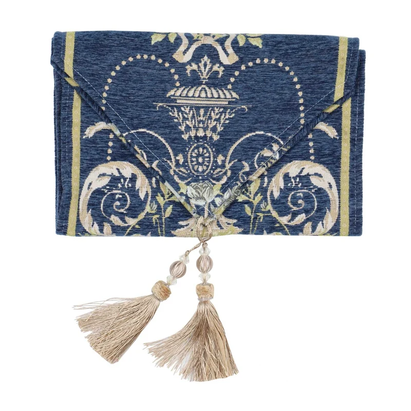

European Style Elegant Luxury Table Runner Jacquard Tablecloth Coffee Table Bed Runner with Tassel Decoration