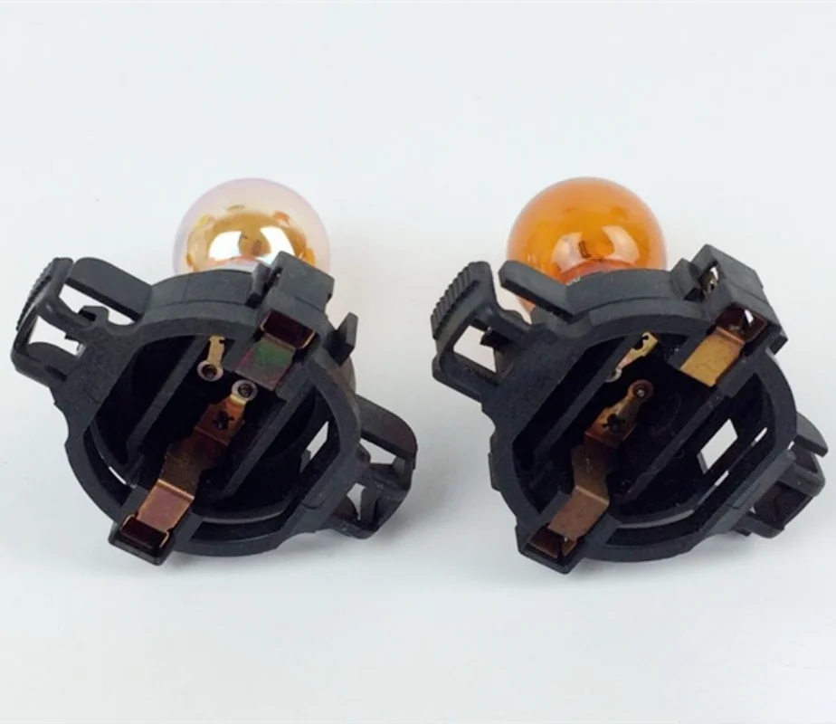 Car Turn Signal Bulb PY24WSV PY24W 12V 24W 12274 69678333 PGU20-4 Silver Steering Lamp For X5 X6 BMW 5 Series F18 |