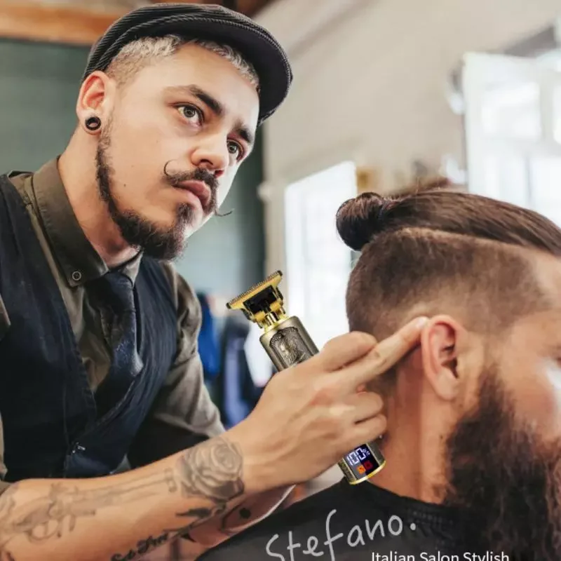 

Профессиональный триммер для волос, устройство для выцветания и растушевки, для мужчин, машинка для стрижки бороды, литиевая машинка для ст...