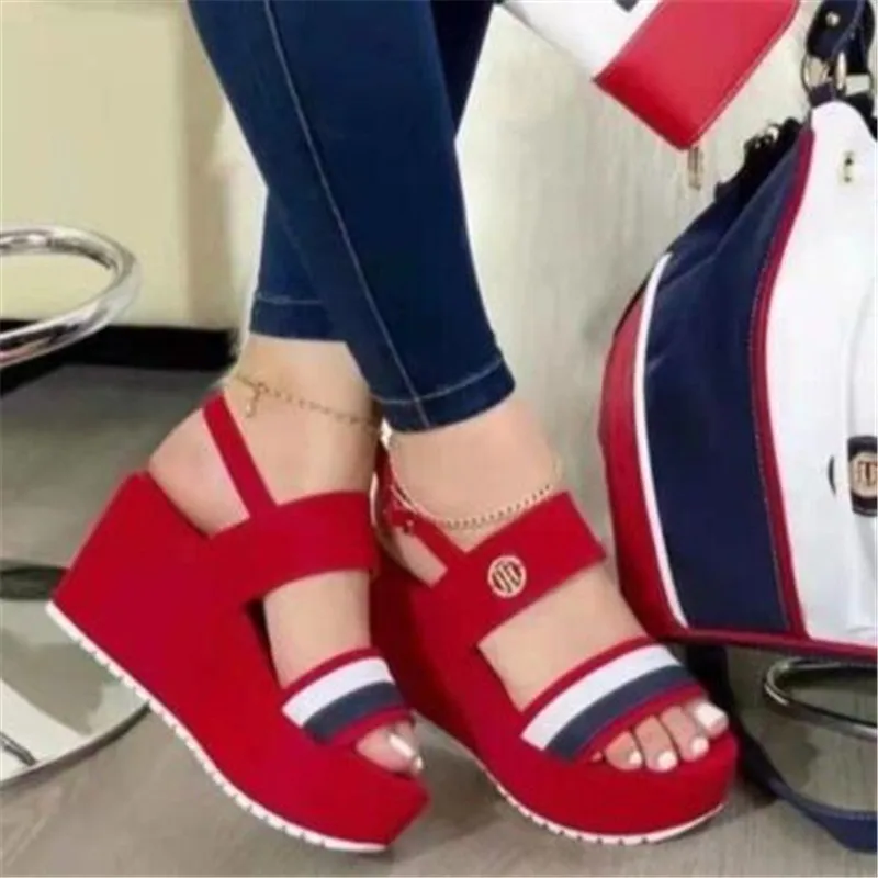 

2022 new wedge sandals women's summer thick sole platform Roman sandals students large size fashion casual women's shoes