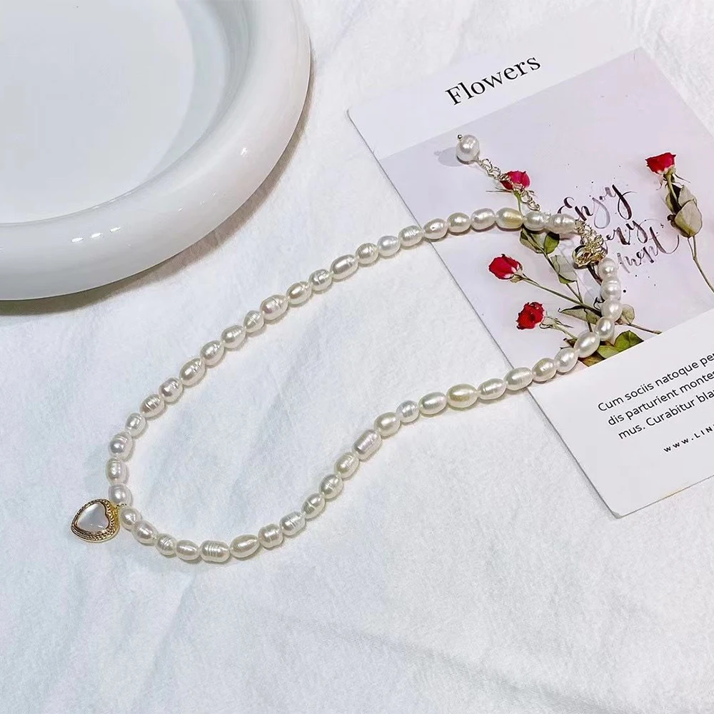 

Vintage Heart Pendant Natural Freshwater Pearl Necklace for women's Girl party gift Upscale Accessories Jewelry wholesale